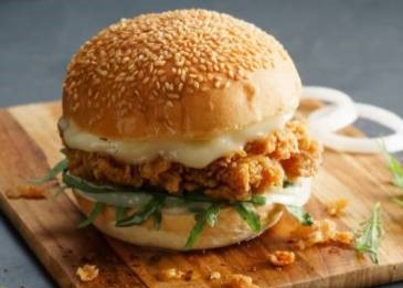 Mom's チキンバーガー上野店