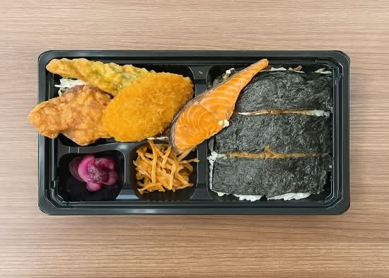 萩野町kitchen rico ！