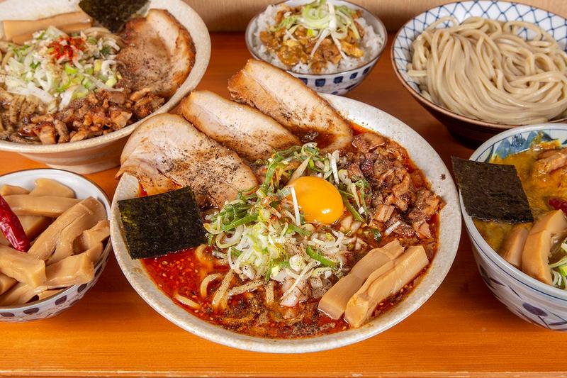 自家製麺 福は内 新宿曙橋店