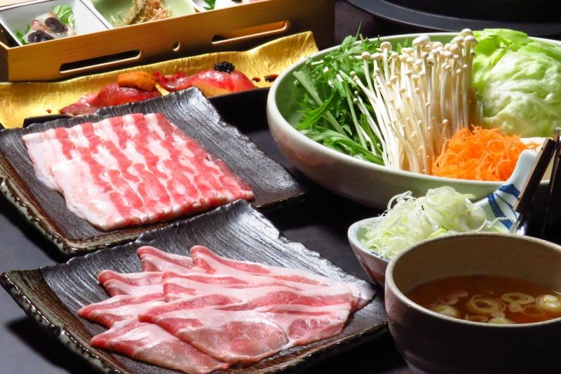 黒豚しゃぶしゃぶ あじと Dear西麻布