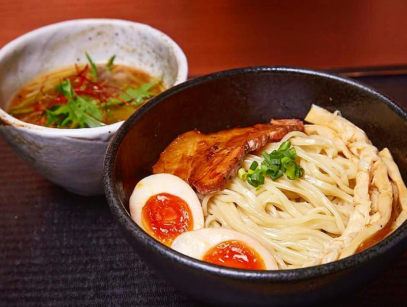 百年本舗 秋葉原総本店