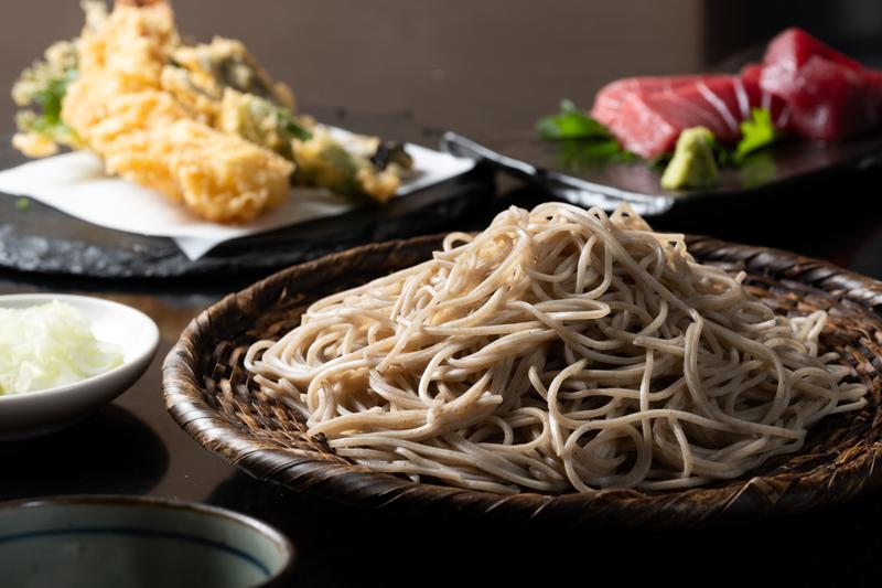 築地の厳選鮮魚と旬の食材 そば處 長生庵
