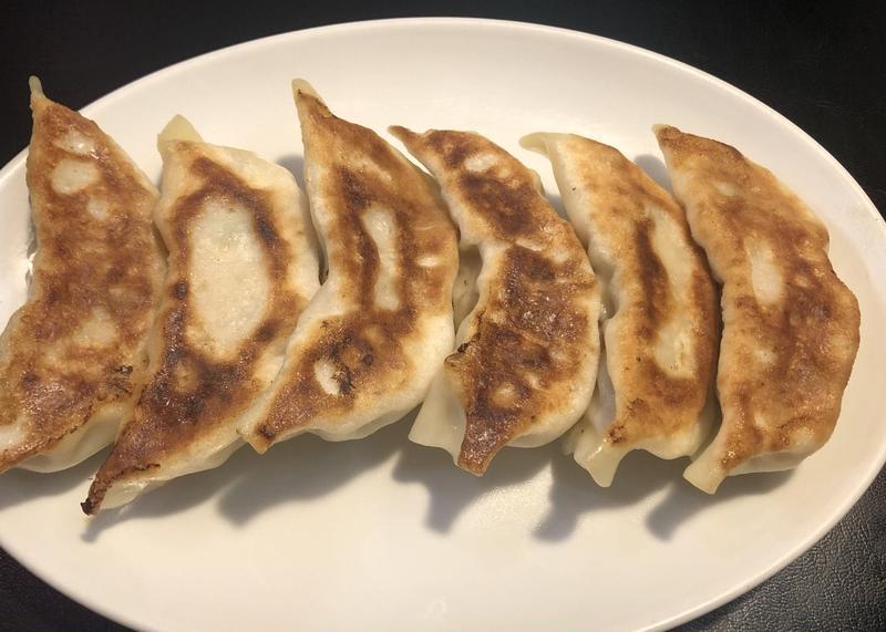 青山餃子房