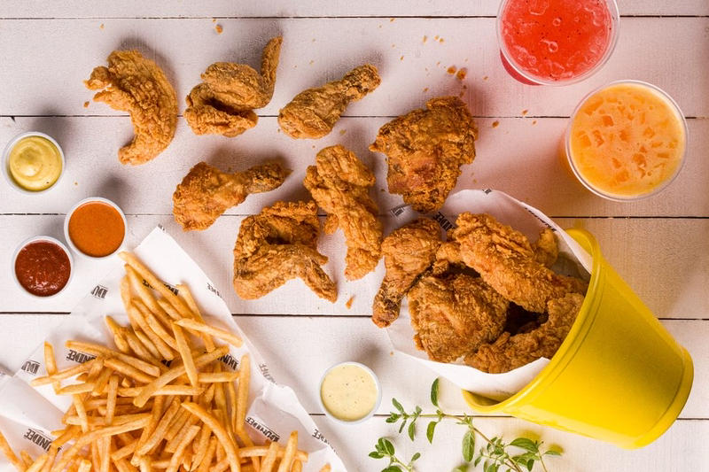 台湾グルメ 丸ごとフライドチキン 叫了个整 王子店 Taiwanese Fried Chicken