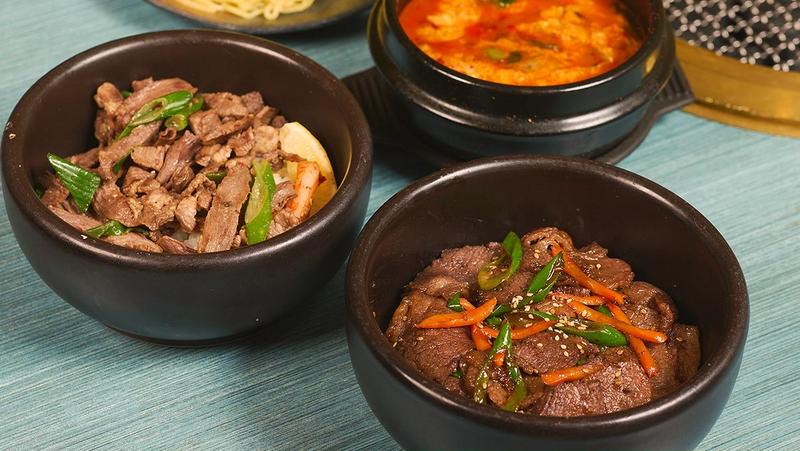 炭火焼肉 こうしん