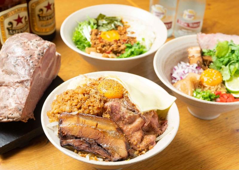 ニク×ト×ソバ 段原店