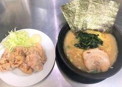 横浜家系ラーメン戸手家