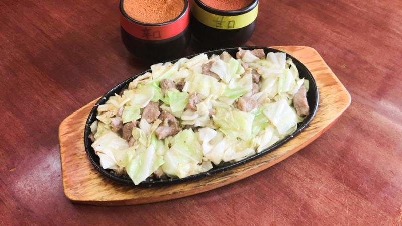 スタミナ焼肉博多鉄板王春日店