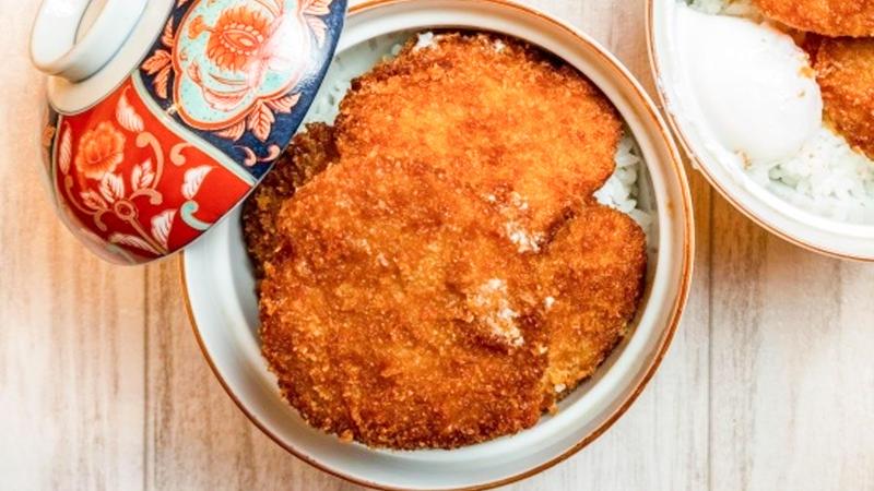 新潟タレカツ丼のお店 柳川 三軒茶屋