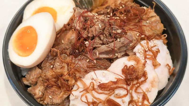 チャーシュー丼 こむらや