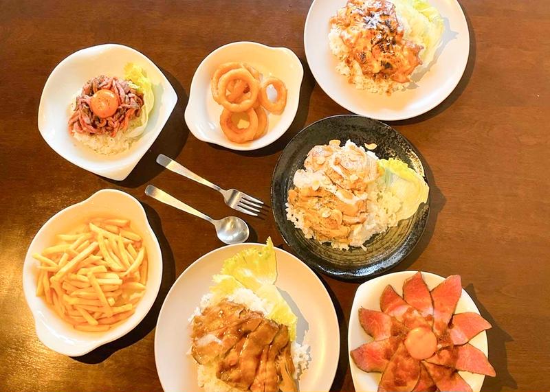 豚・牛・鶏のガッツリどんぶりメシ【Fluke(フルーク)】