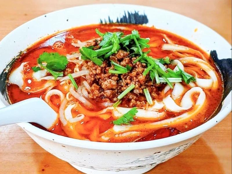 優香 刀削麺 小台店