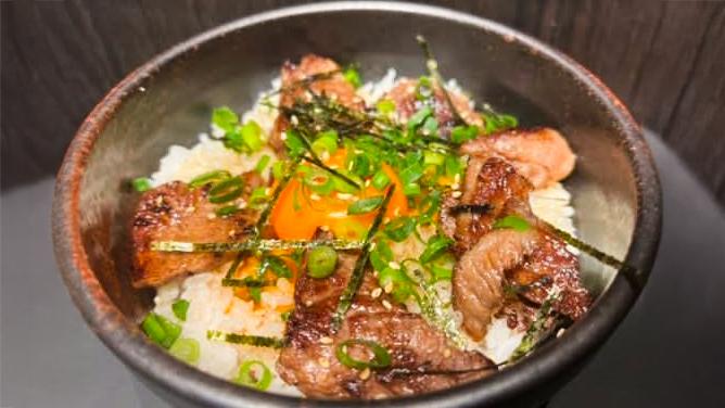 炭火焼肉 牛の詩 Sumibyakinikyu Gyuunouta