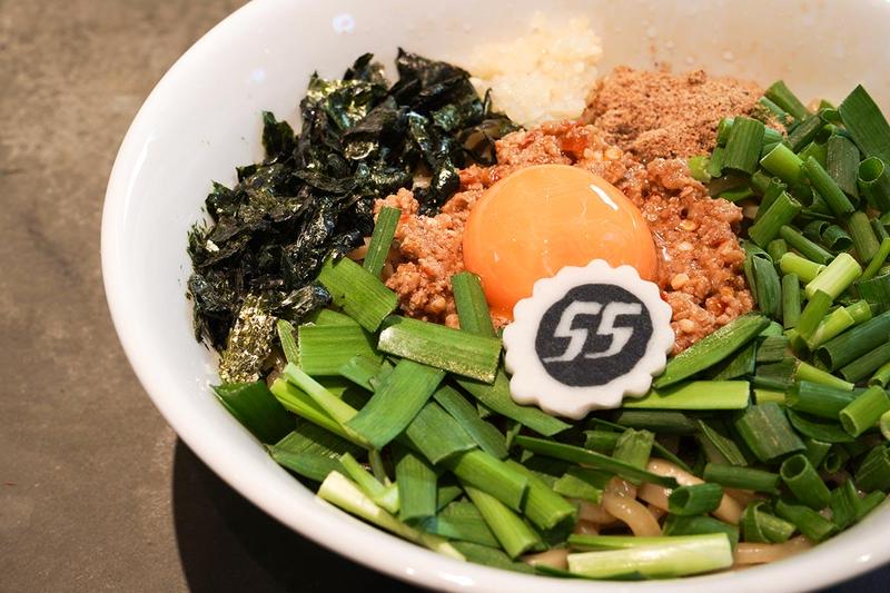 ナヤバシ55(ラーメン/つけ麺/台湾まぜそば/名物鉄板二郎etc…)