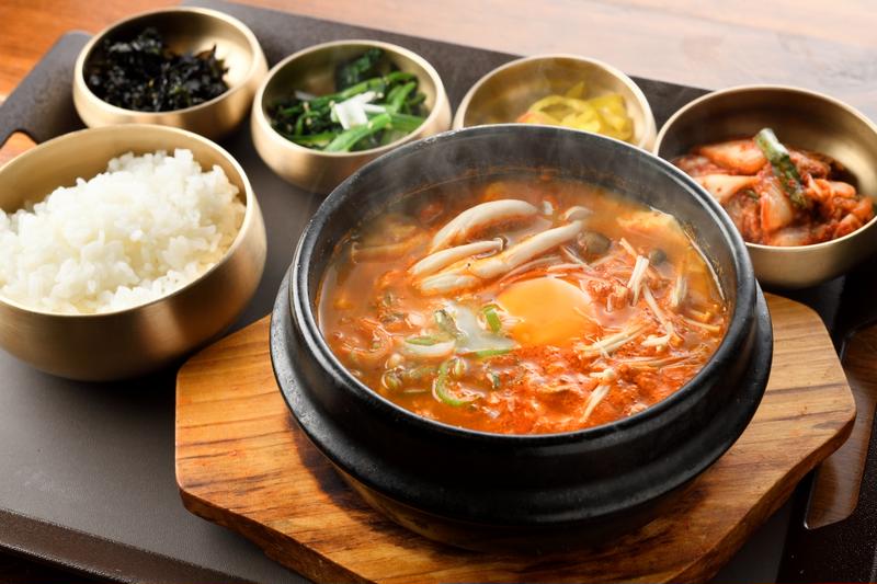 KOREAN CAFE チョンハクトン