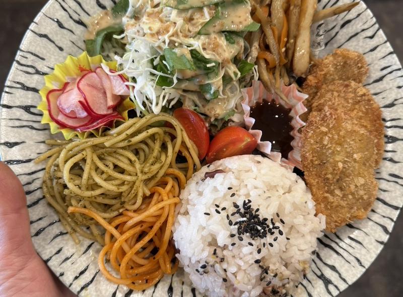 CAFE ハレトクモリ