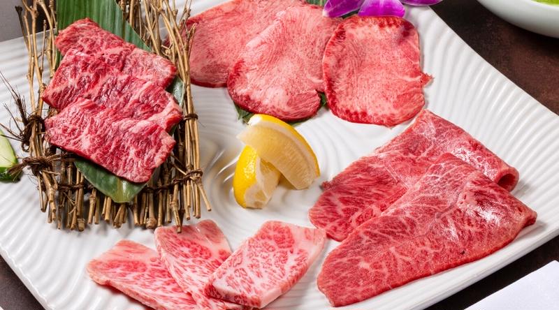 焼肉彩伽亭