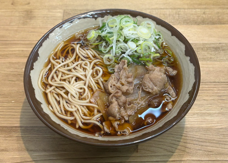 芽衣や