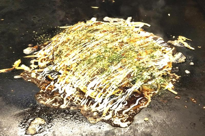 お好み焼き ふきのとう/タイ料理 サバイサバイ