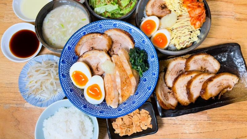 ご褒美チャーシュー丼 ぶた丸