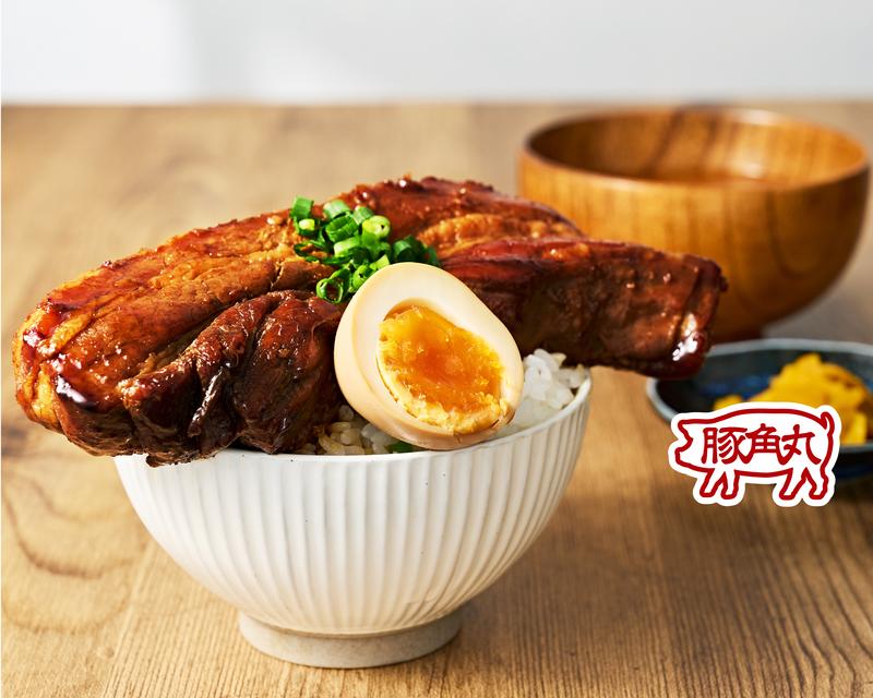 トロじゅわ煮込食堂 豚角丸 南堀江
