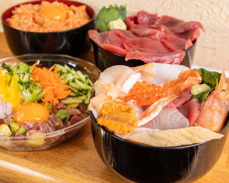 【ご飯大盛無料！】中央市場直送 海鮮丼 つくし