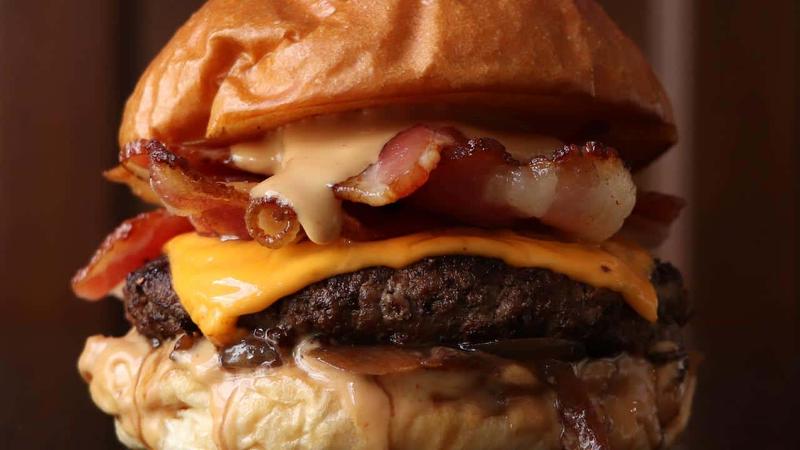 THE DEMEKEN BURGER