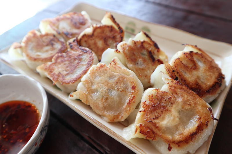 餃子の店 華