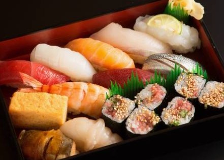 宅配寿司 白川 金町町店