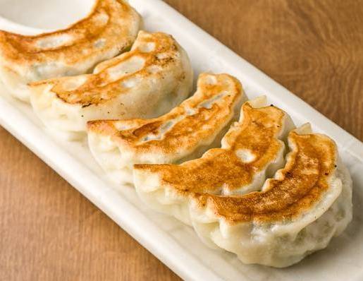 青山餃子房 青砥店