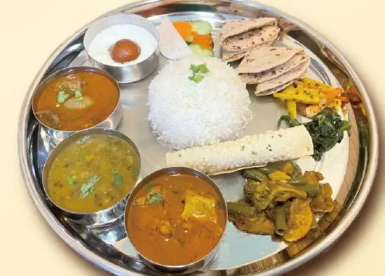 ネパール家庭料理ディヤロ