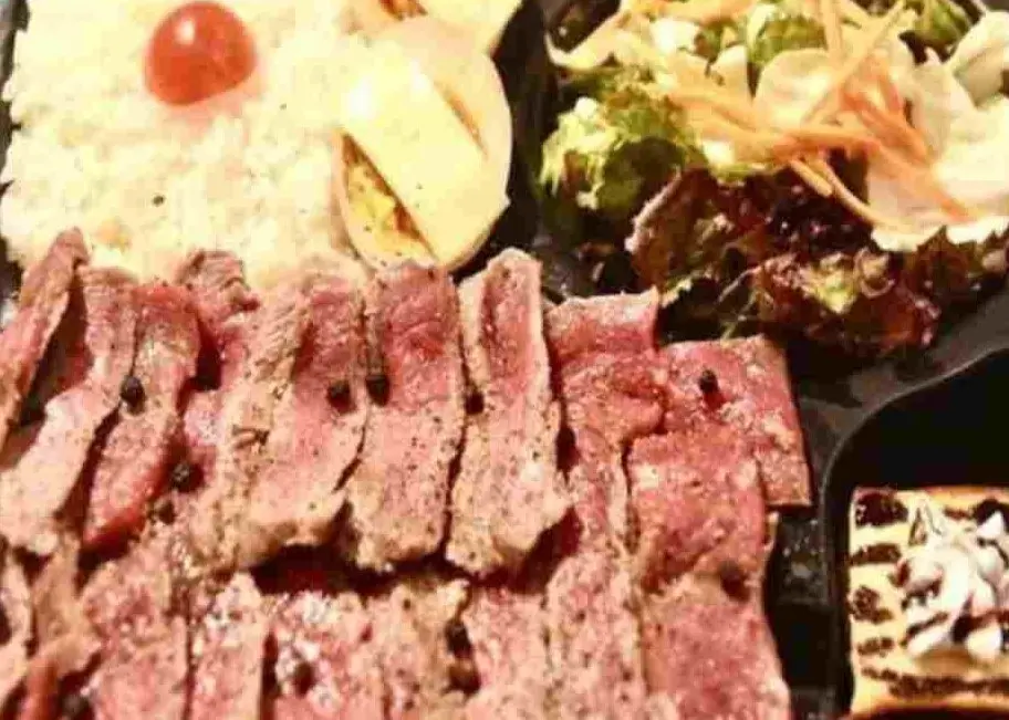 肉バルbistro 旬
