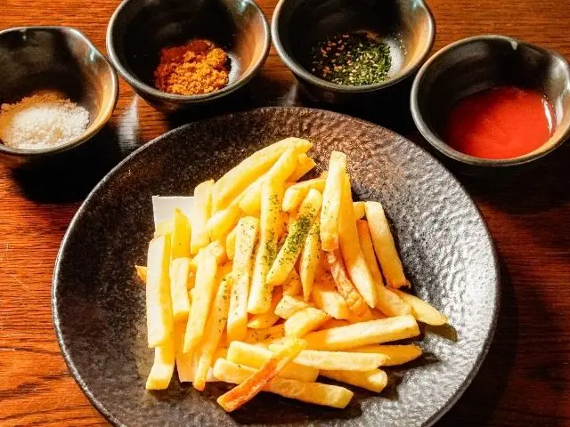 ゴールデンポテト 大宮すずらん通り店