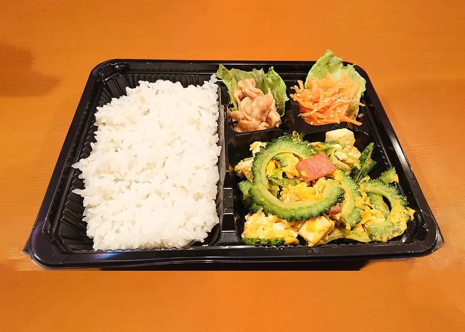沖縄料理 島物語