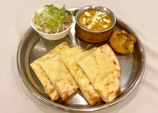 ASIAN CAFE
