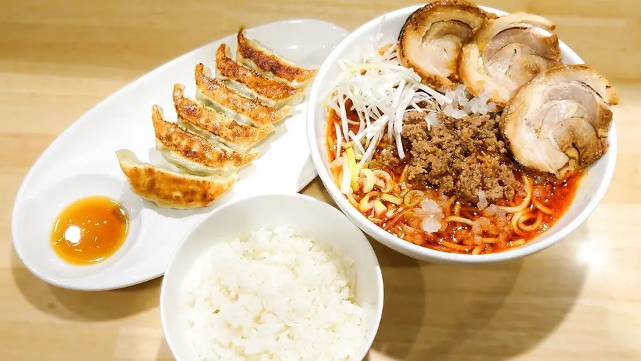 勝浦タンタンメン 奥さわ 野毛店
