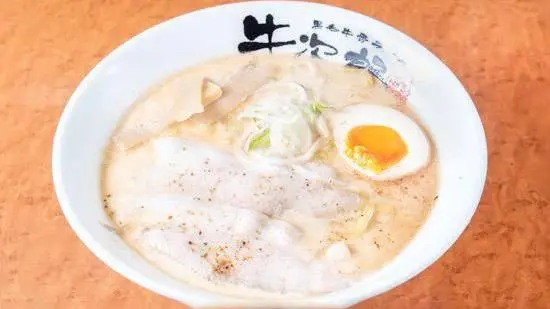 黒毛牛骨ラーメン 牛次郎 本店