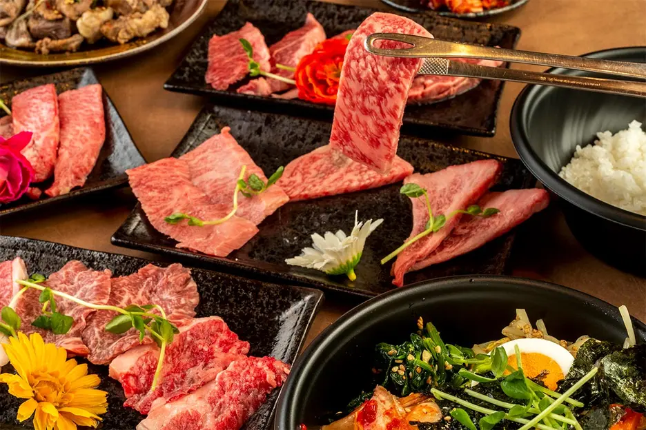 黒毛和牛炭火焼肉BULLS