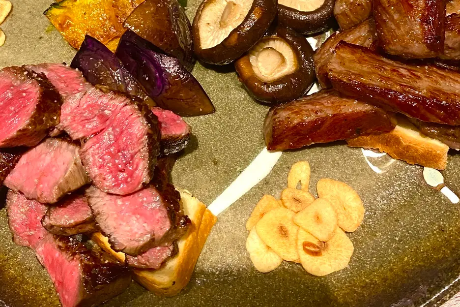 鉄板焼きやすむら