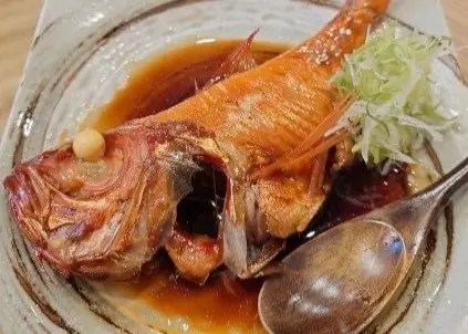 呑めば都