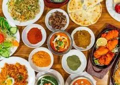 EVEREST DINING
