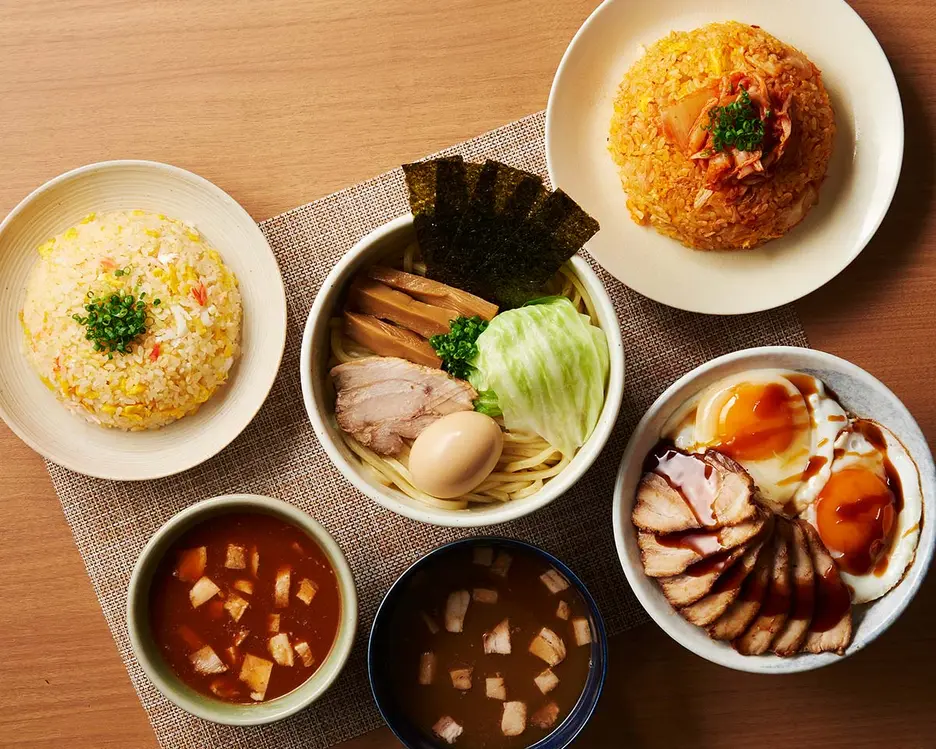 濃厚魚介豚骨つけ麺 諸星 三宮南店