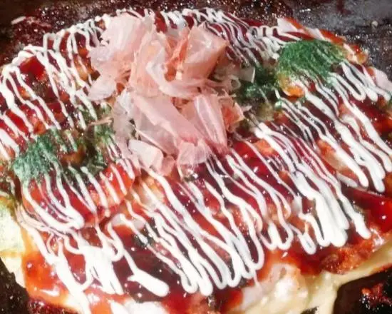 お好み焼き 鉄板焼き やすまる