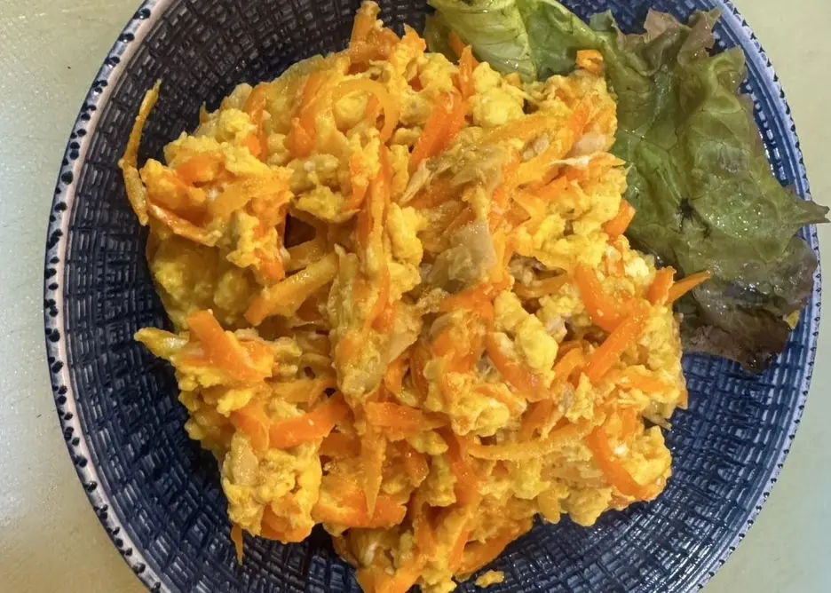 魚と沖縄料理 えっせんす